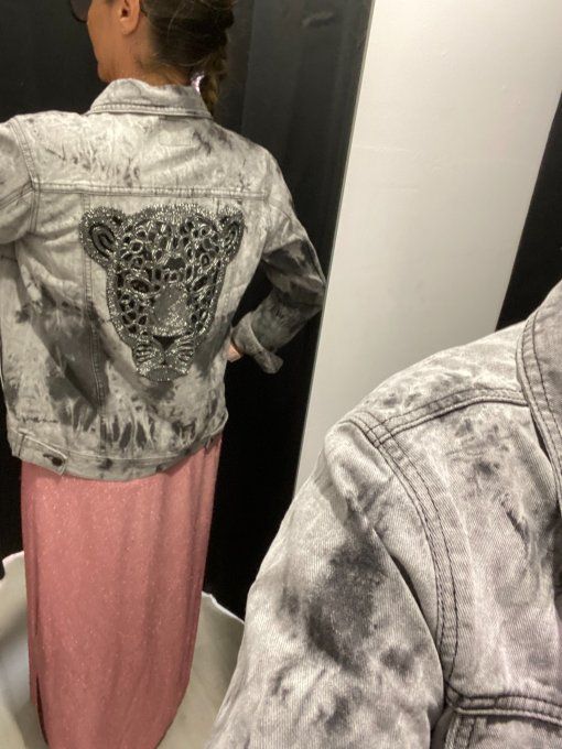 Veste jean délavée customisée panthere